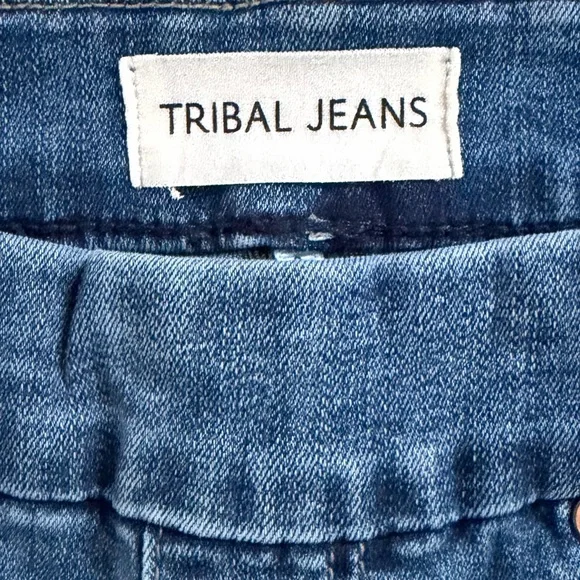 Tribal Jeans Audrey Mid-Rise Straight Crop Pull On Jeans Size 8 - Picture 8 of 13
